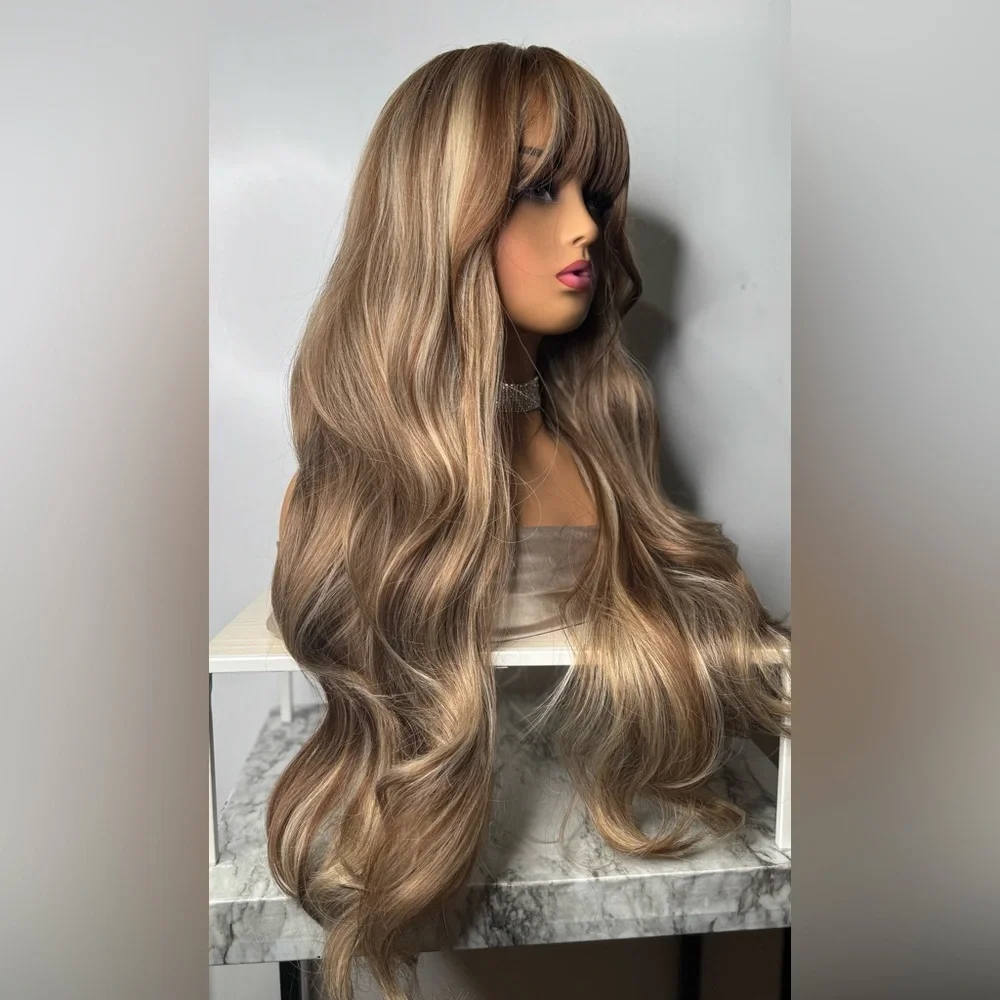 30” Long Synthetic Wig  Classic Wig Light Brown / Blonde Highlights - Realistic